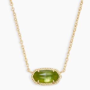 Kendra Scott Elisa Pendant Necklace In Peridot